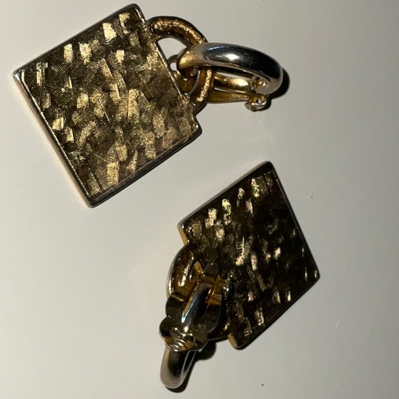 Removable Gold-Tone Lion Face Charms On Silver-Tone Small Clip Hoops - Picture 6 of 14